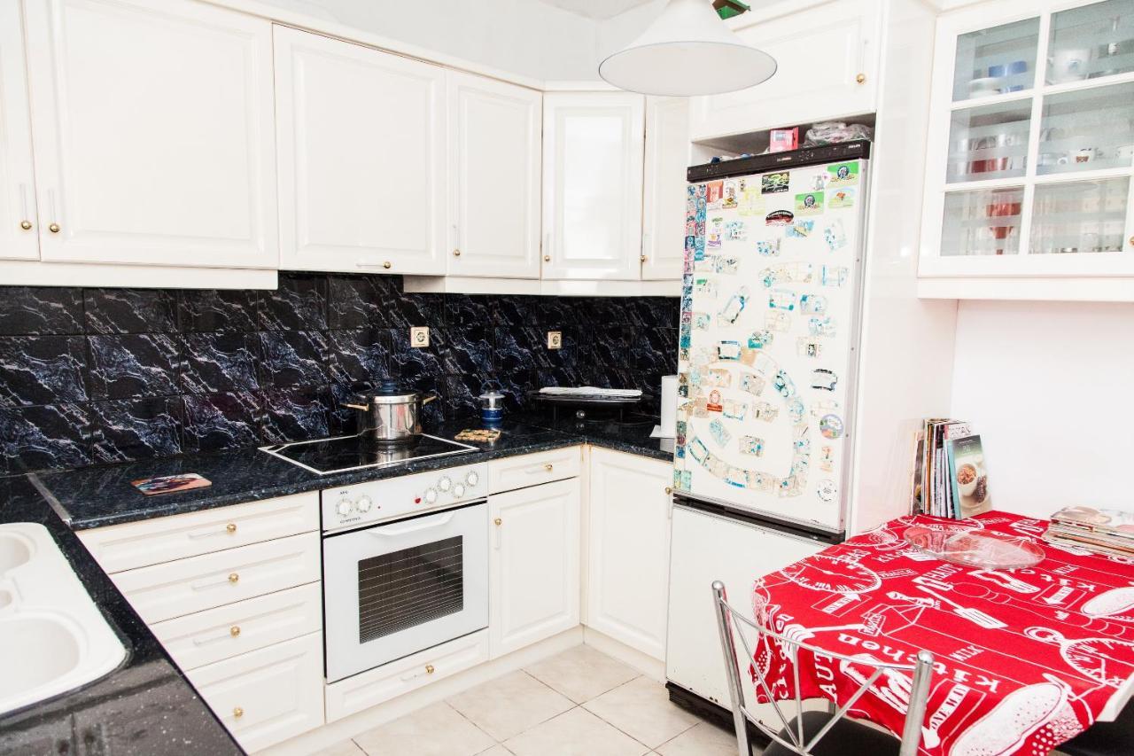 Sunny Apartment Near Metro Station เอเธนส์ ภายนอก รูปภาพ