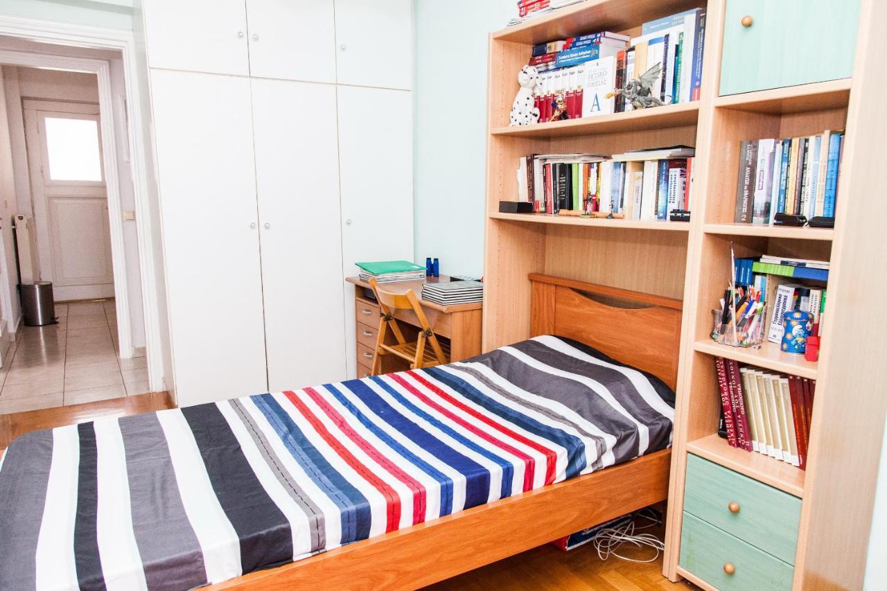 Sunny Apartment Near Metro Station เอเธนส์ ภายนอก รูปภาพ